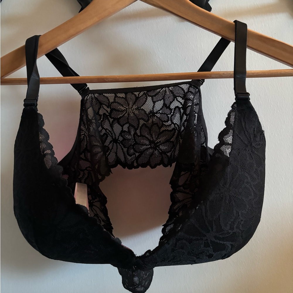 Victorias Secret Push Up Pink and Black Lace Bra